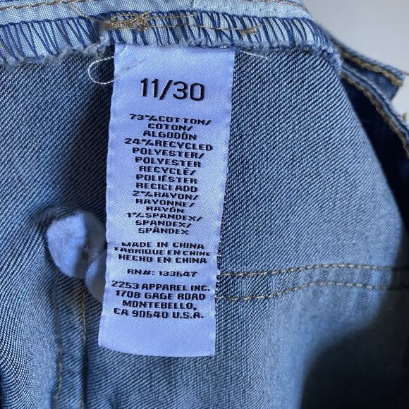 Vintage Y2K Jeans Women 11/30 Flare Leg Mid Rise Blue Flap Pocket Western Grunge - Picture 11 of 11